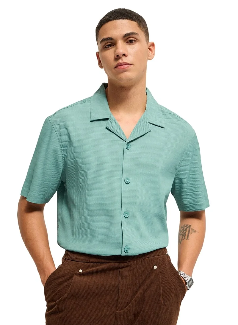 THE BEAR HOUSE Mens Slim Fit, Short Sleeve, Breathable, Comfortable, All Day Wear Shirt, Perfect for Casual Outings, Work Environments, or Relaxing