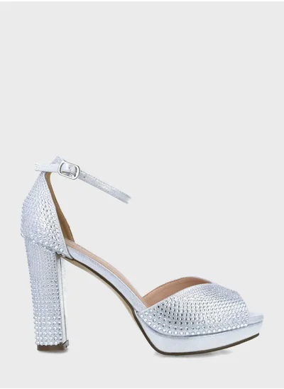 MENBUR Ankle Strap Sandals