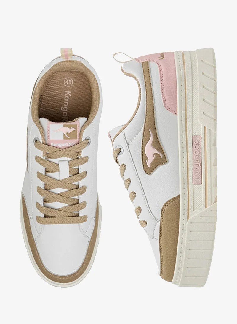 كانغاروس حذاء رياضي نسائي برباط بتصميم متعدد الألواح