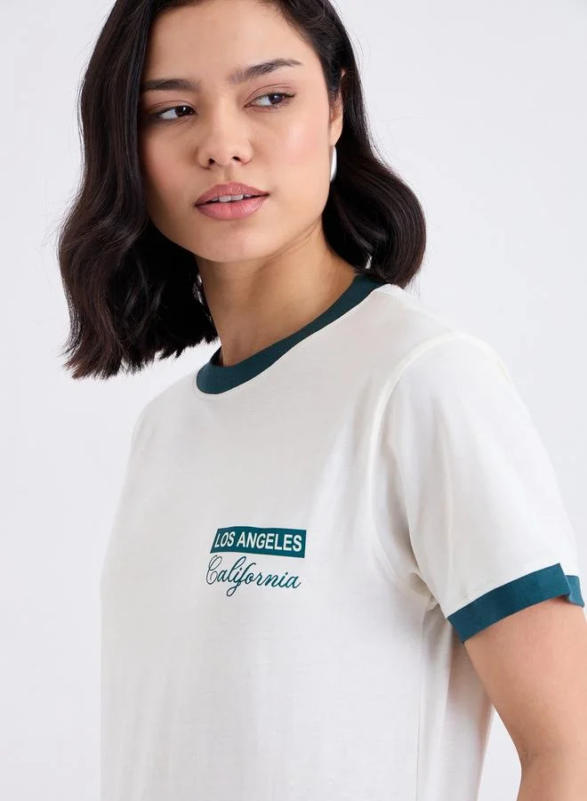 Styli Styli Slogan Print Contrast Trim Round Neck T-Shirt