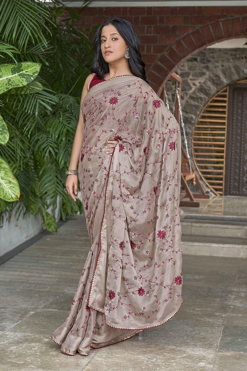 MANOHARI Beige Poly Georgette Sequence And Embroidery Saree With Blouse Piece_Mn1842-1 - Women - Image 5