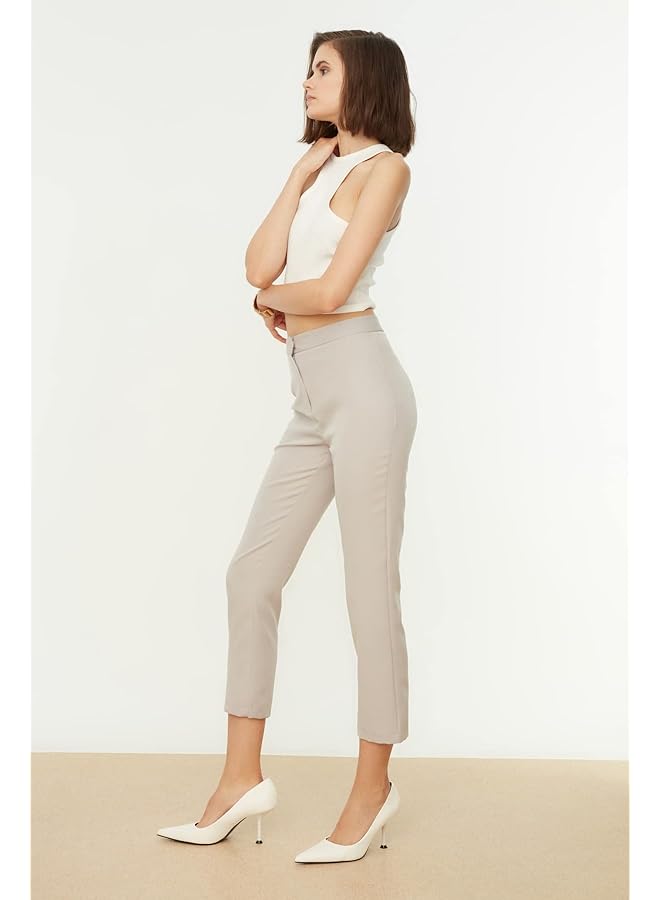 ترينديول بنطلون نسائي أساسي بخصر عالٍ وساق مستقيمة - Image 3