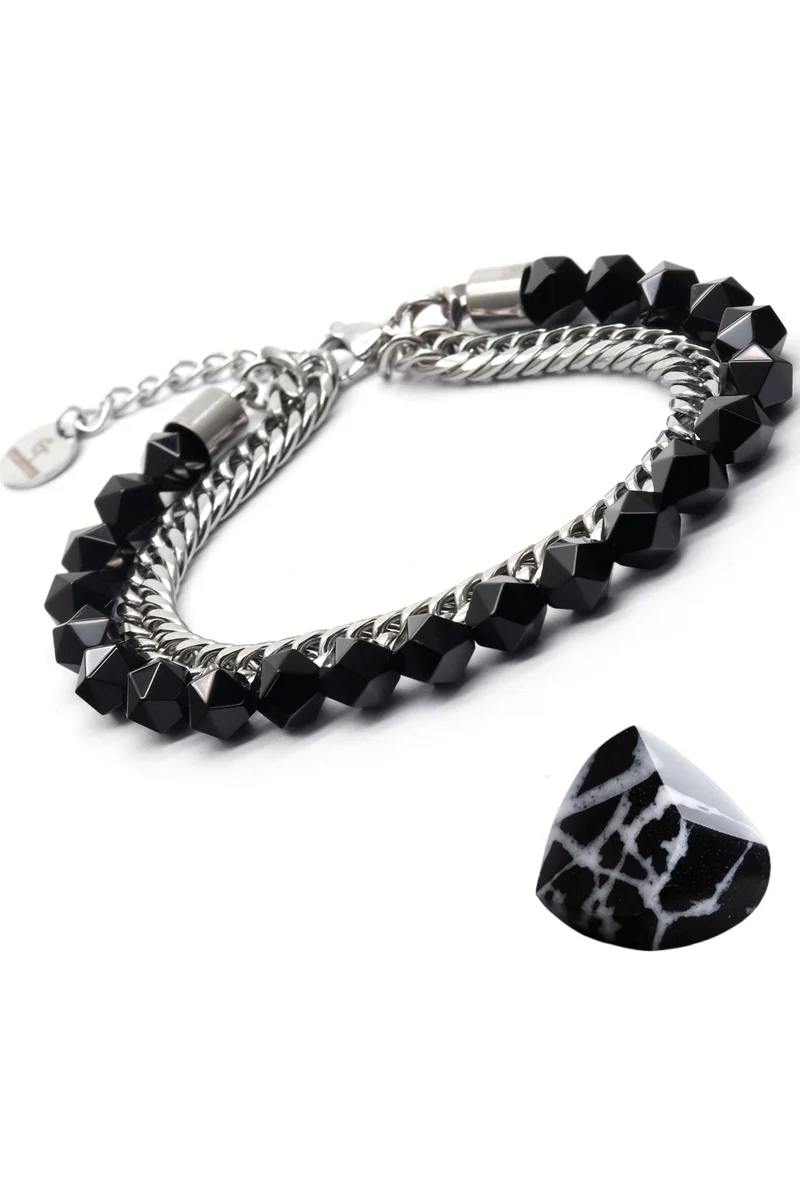 لونورا خرز العقيق الأسود المقطوع سوار خرز من الحجر الطبيعي مصنوع يدويًا – سوار للرجال، سوار رجالي، هدية للرجال، أساور للرجال – قابل للتعديل بمقاس واحد للجميع