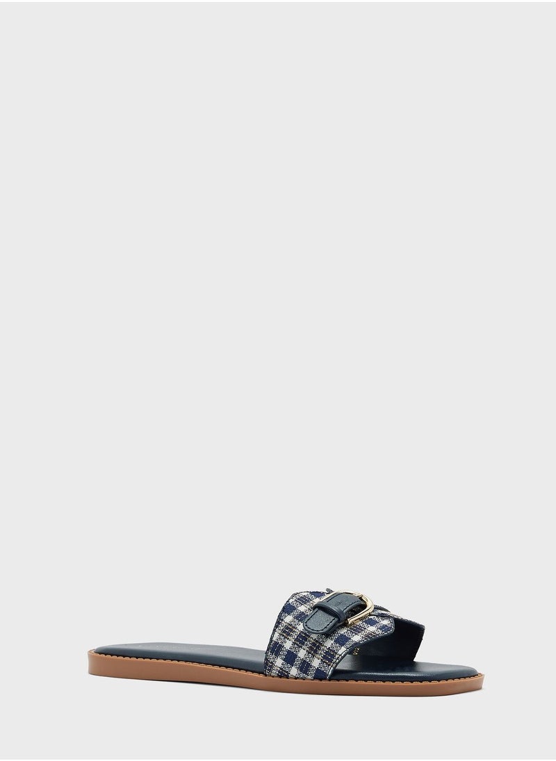 Vincci - Buckle Detailed Sandals - Image 1