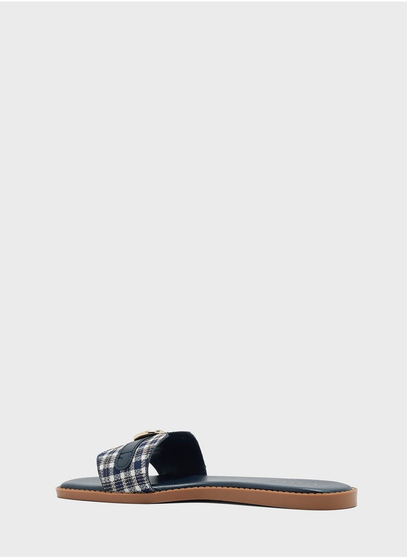 Vincci - Buckle Detailed Sandals - Image 1