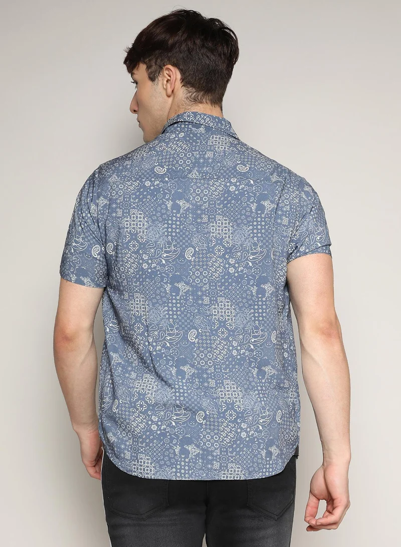 Campus Sutra Men's Baby Blue Paisley Shirt