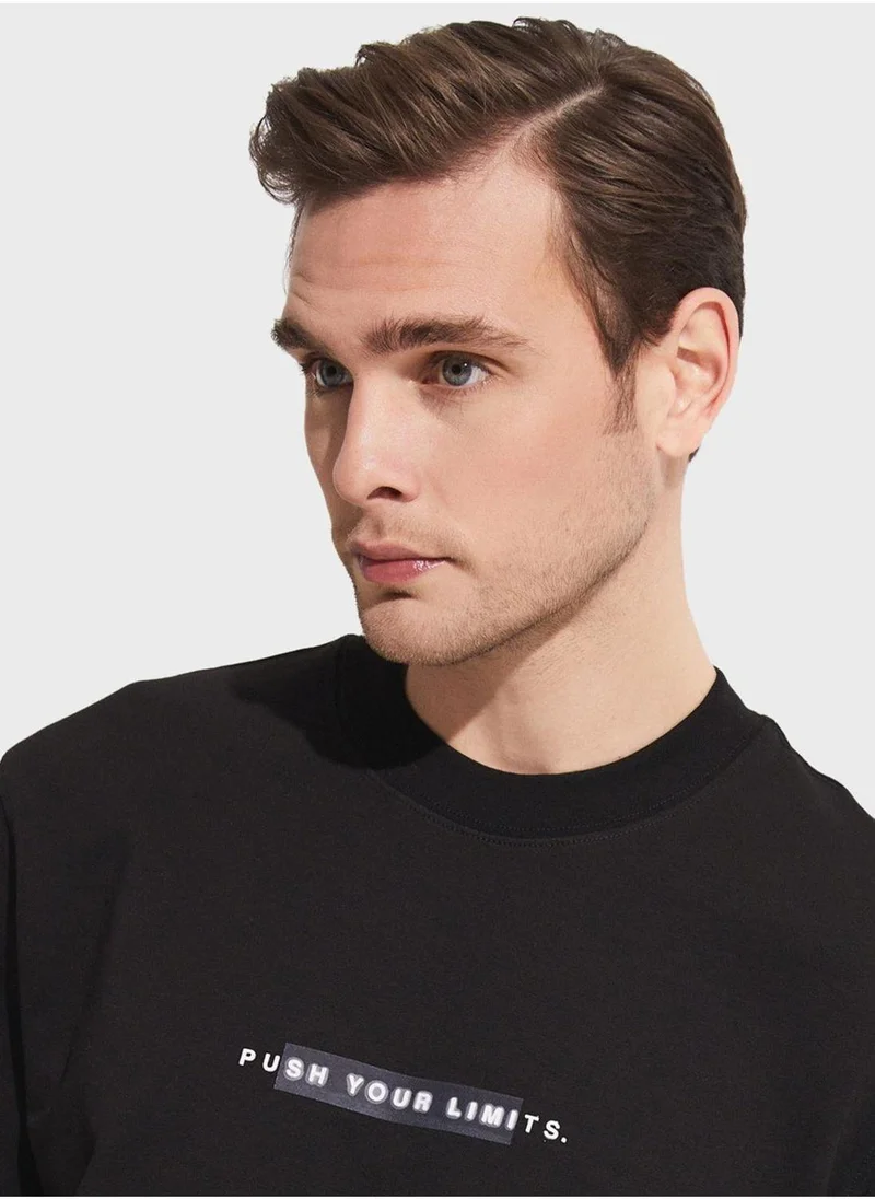 JUNE Printed Crew Neck T-Shirt