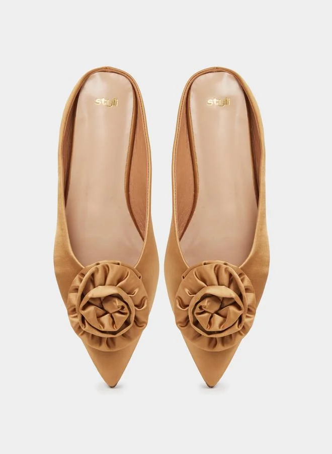 Styli Tan Flower Detail Pointed Toe Slip On Flats