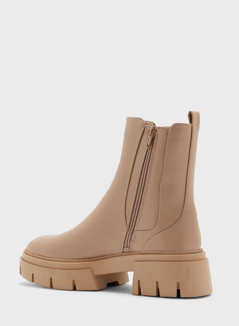 NEW LOOK Chelesa Boots