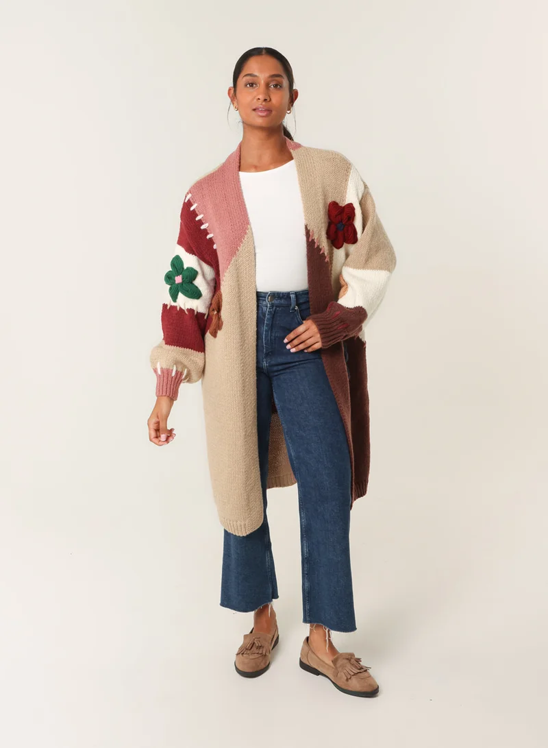 بلو فانيلا كارديجان طويل بنقوش زهور ثلاثية الأبعاد بألوان متدرجة