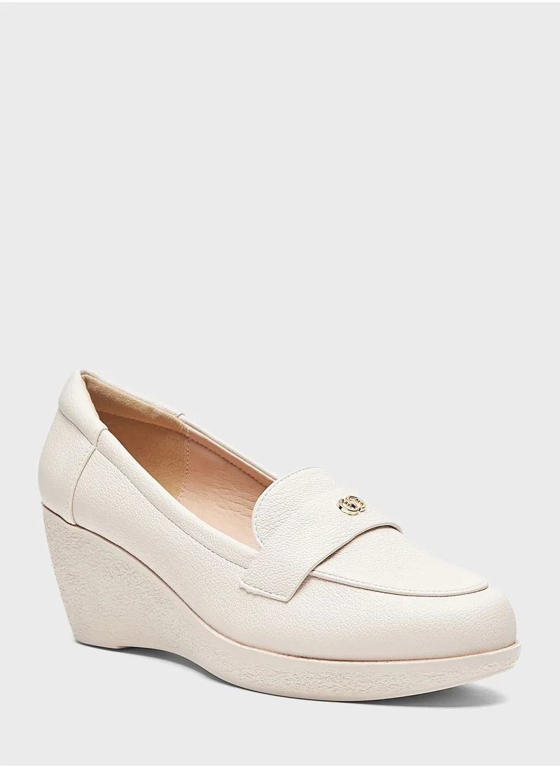 سيليست Penny Loafers