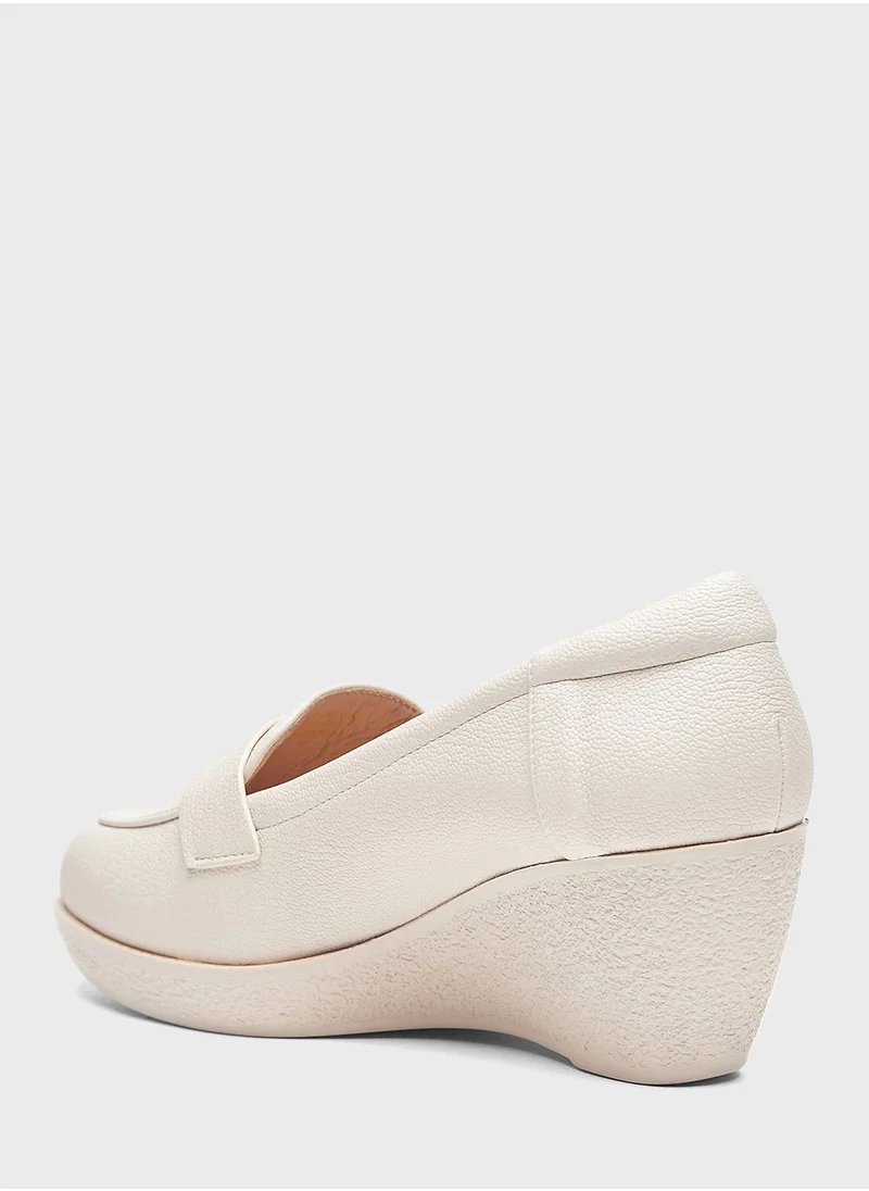 سيليست Penny Loafers