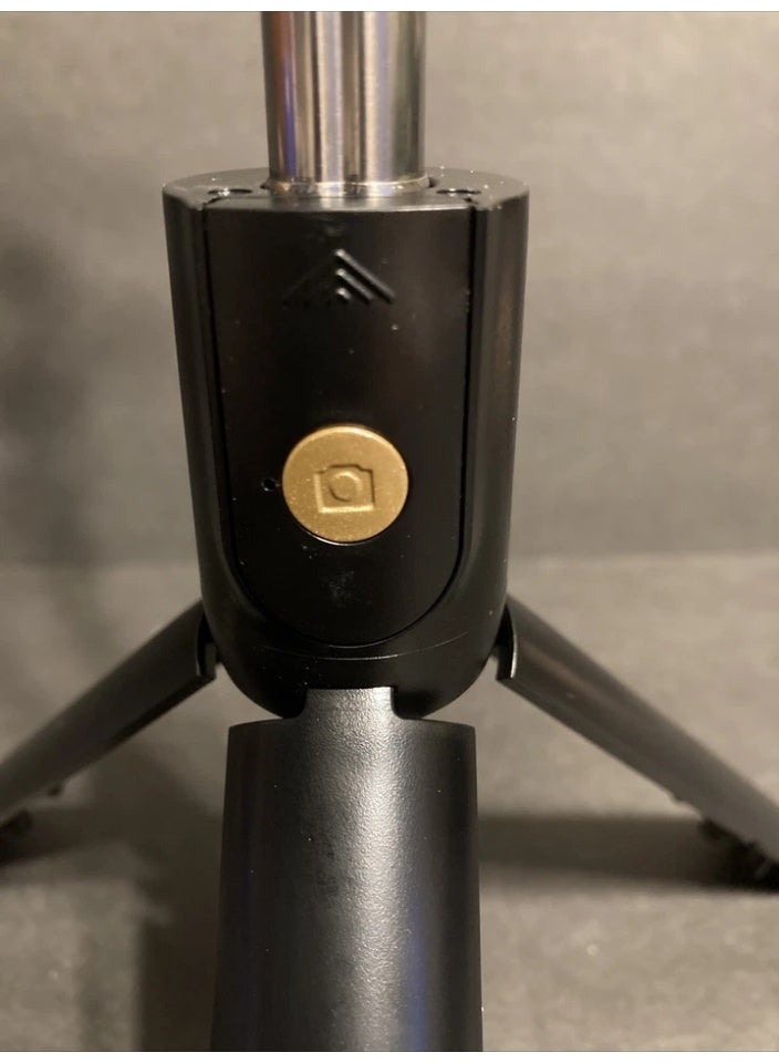 Green Tiger 3-in-1 Wireless Bluetooth Selfie Stick with Integrated Tripod and 360 Degree Rotation - Black - Image 4