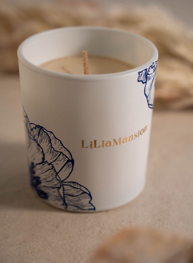 LiLiaMansion Scented Candle Luxury Gift Christmas Tree – Eucalyptus & Woody Notes – 210g – Festive Home Fragrance - Image 1