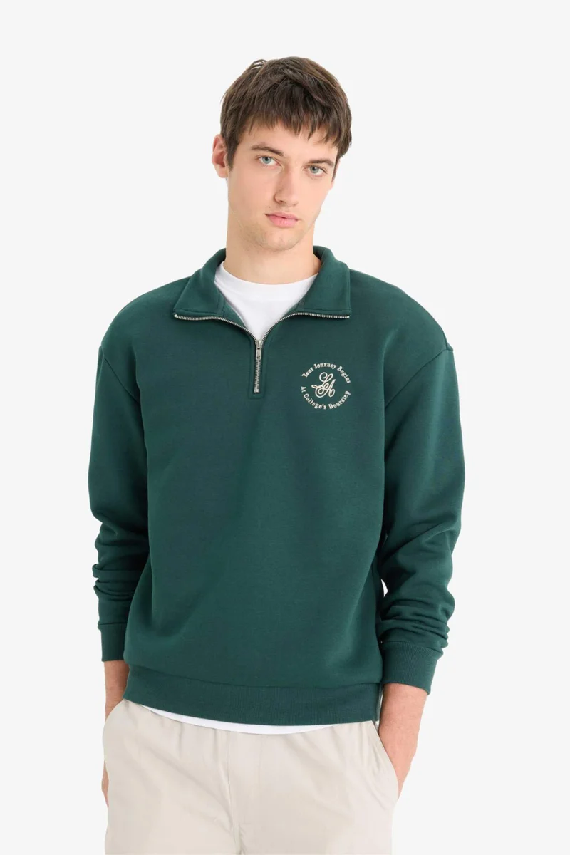 Defacto  Boxy Fit Stand Collar Slogan Patterned Sweatshirt for Men | Best Price UAE