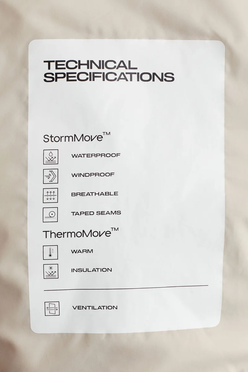اتش اند ام جاكيت تزلُج من نسيج ستورم موف بقصّة فضفاضة