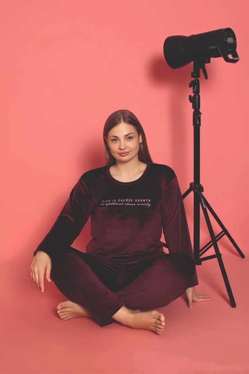 Mutlu City Plus Size Women's Velvet Pajama Set 300882-CHERY Rotten