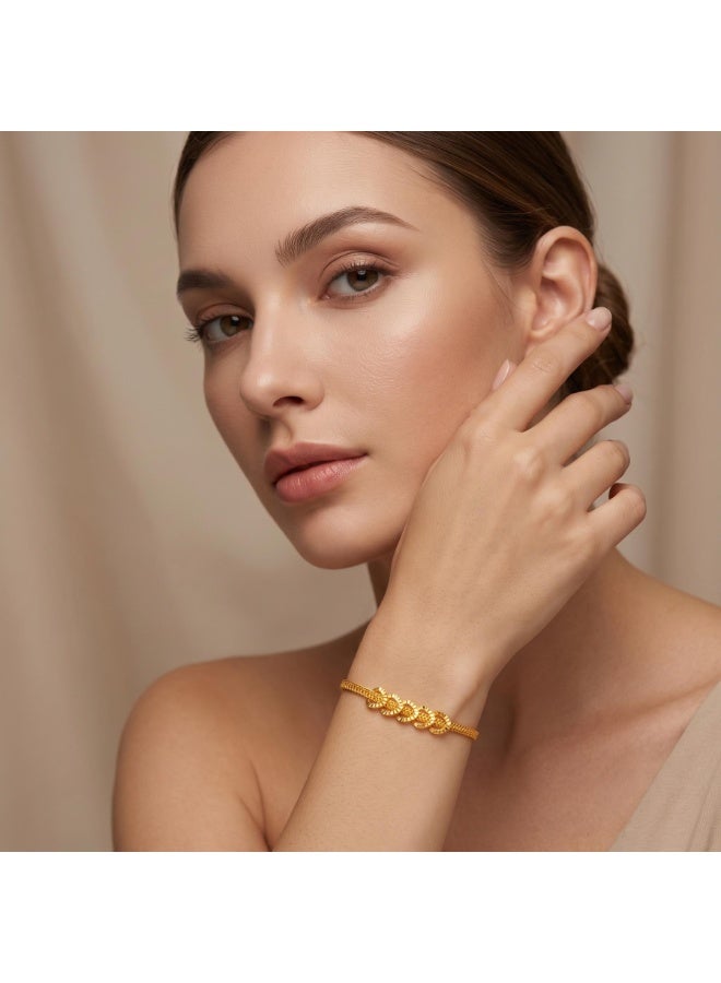 BAFLEH JEWELLERY 21K Gold Overlapping Hearts Woven Link Bracelet by Bafleh Jewellery - Image 5