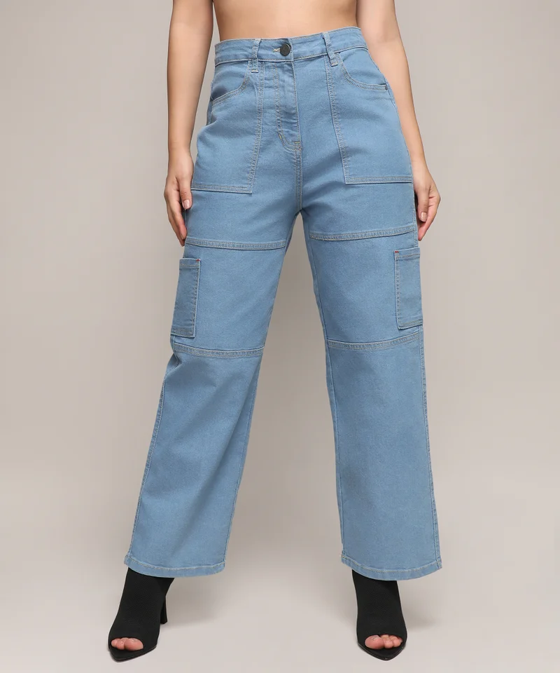 كامبوس سوترا جينز نسائي أزرق فاتح بقصة مستقيمة وجيوب كارغو