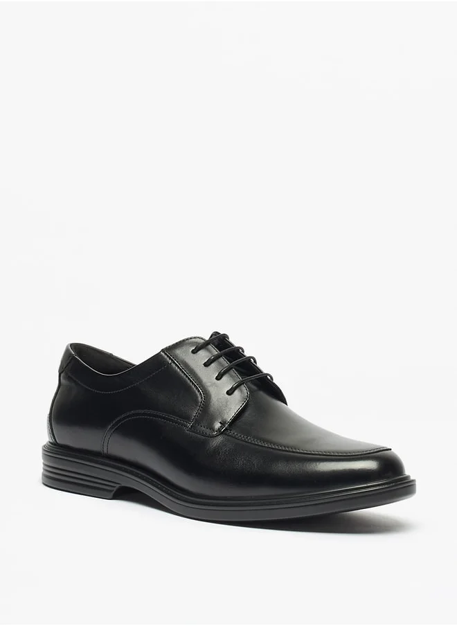 لو كونفورت Men's Solid Derby Shoes with Lace-Up Closure