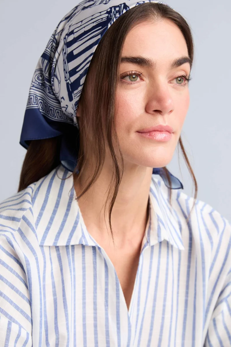 ديفاكتو Woman Foulard