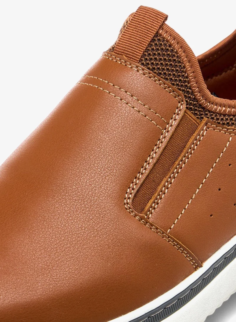 Le Confort Textured Slip-On Loafers
