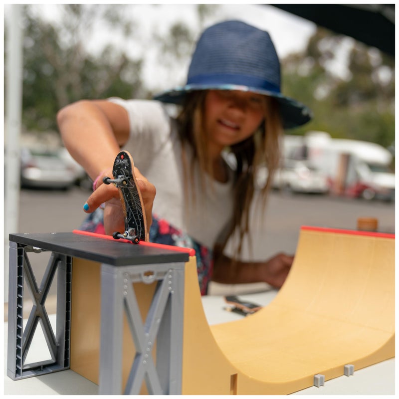 Tech Deck تكنيك ديك، مجموعة لعبة منحدر نصف دائري بطول 20 بوصة وسبورة أصابع احترافية حصرية، ألعاب للأطفال من الأولاد والبنات من عمر 6 سنوات وما فوق - Image 3