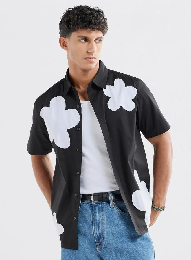 Splash FAV Floral Applique Detail Shirt with Short Sleeves