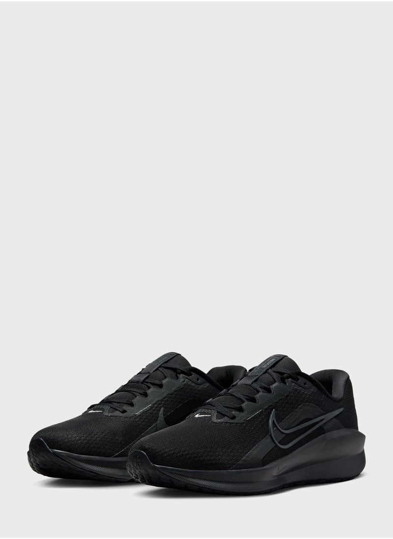 Nike Downshifter 13  - Image 3