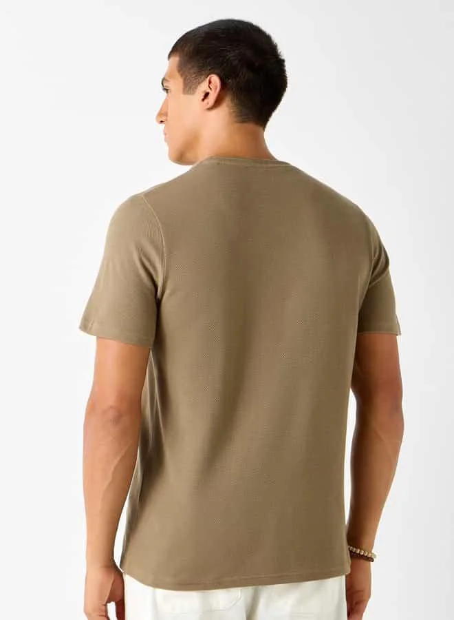 Iconic Iconic Textured T-shirt with Short Sleeves and Crew Neck