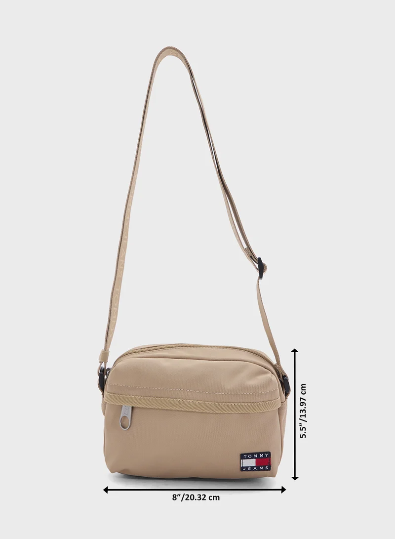 TOMMY JEANS ESSENTIAL DAILY CROSSBODY BAG