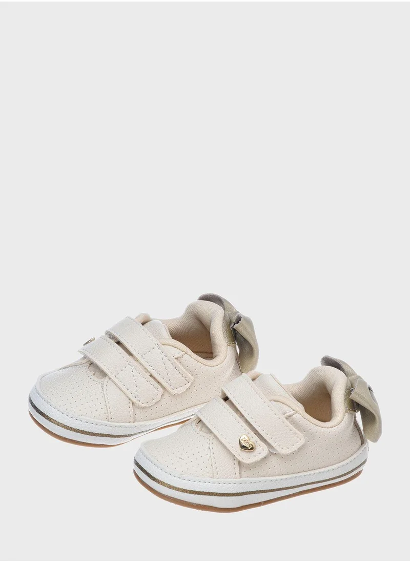 Klin Kids Velcro Low Top Sneakers