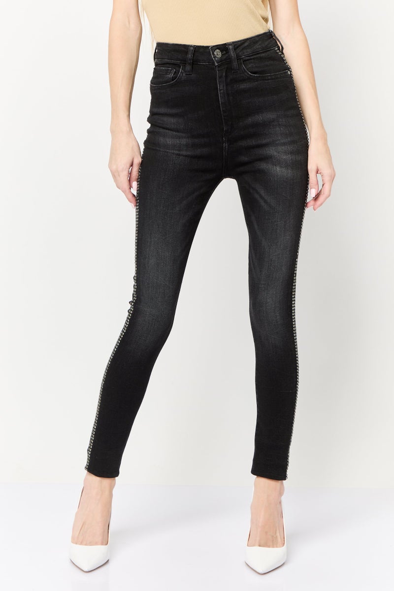 GUESS Women Skinny Fit Washed Stretchable Denim Jeans, Black - Image 1