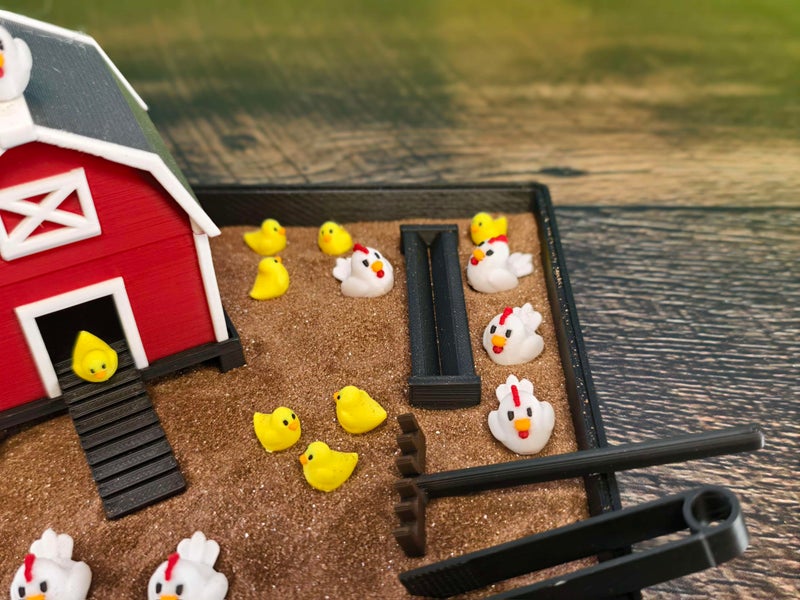 Munnygrubbers - Chicken Zen Garden - Made in USA - Large 7" x 7" - Fine Sand Included - Desk Accessory Box Garden - Funny Novelty Gift - Fidget Stress Relief - Image 5