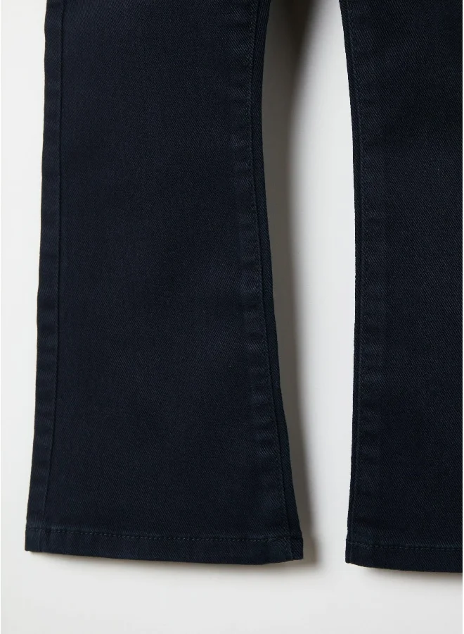 او في اس Flare-fit jeans with pockets