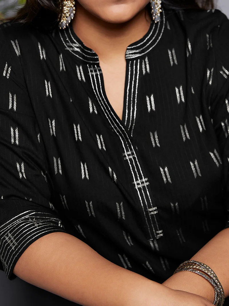 globus Gloplus Women Mandarin Collar Zari Detail Woven Design Straight Plus Size Workwear Kurta