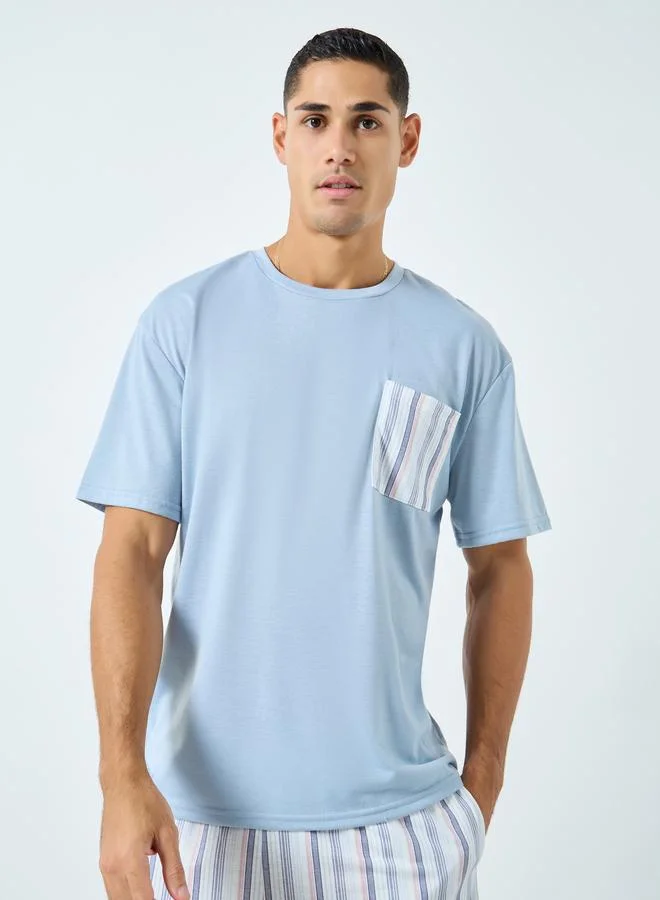 ستايلي طقم تيشيرت أزرق فاتح وبجامة مخططة رجالي