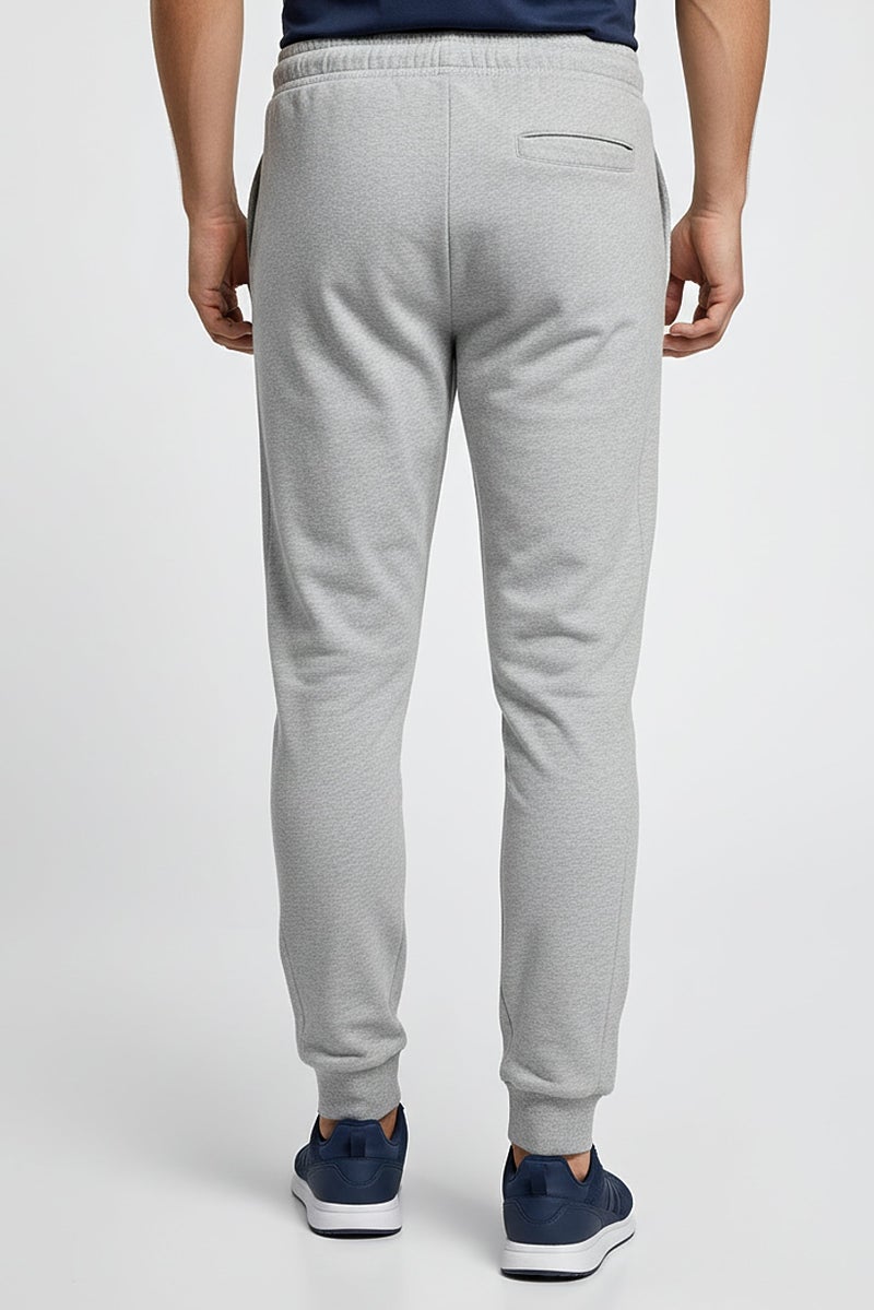 umbro Men Slim Fit Outdoor Sweatpants, Light Grey - Image 4