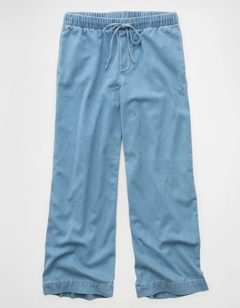 AE Cozy Dreamy Drape Low-Rise Ultra Wide-Leg Jean