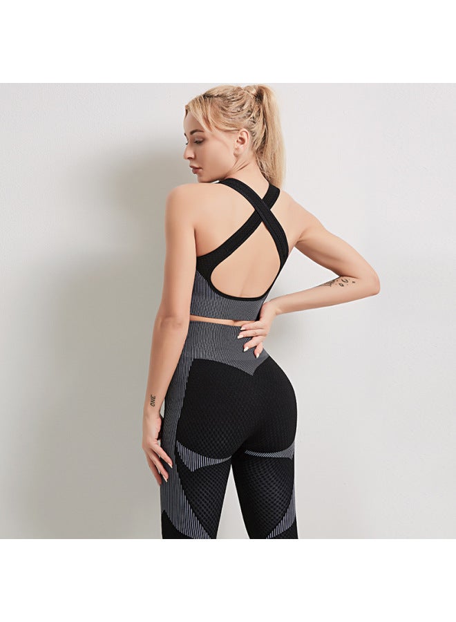 Zipper-Front Sports Bra and High-Waisted Yoga Pants Set, Snug-Fit for Intense Training Sessions