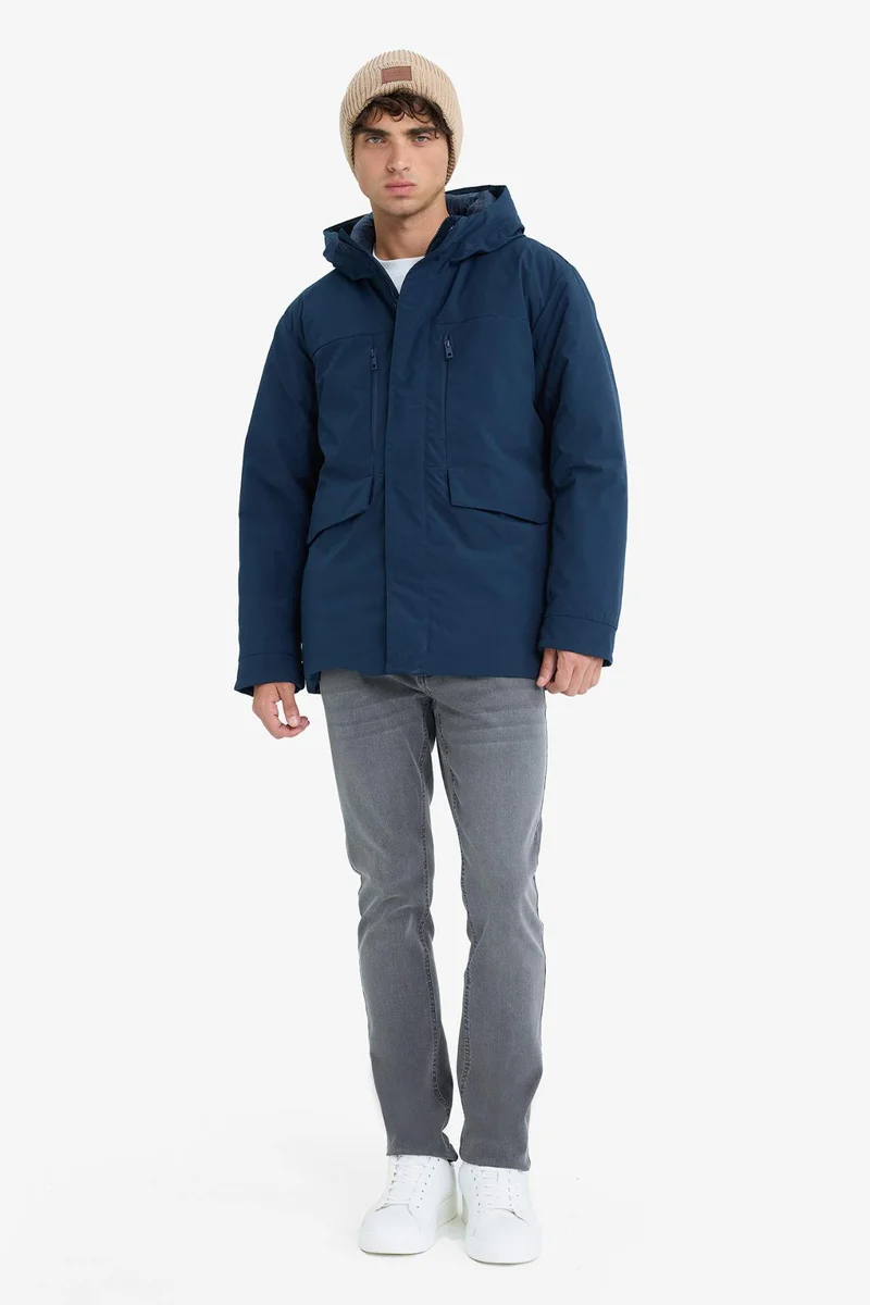 ديفاكتو Regular Fit Puffer Jacket