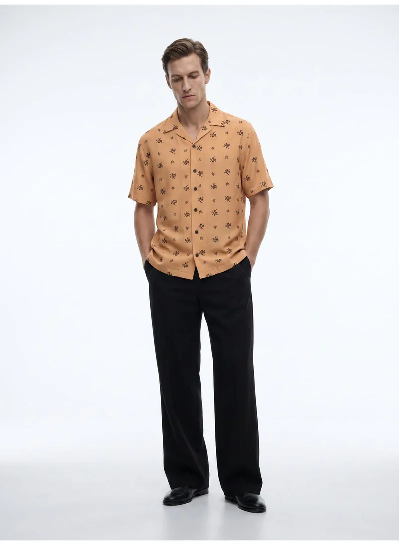 Tezhhomayaa Victory Pattern Cuban Collar Shirt – Printed Pattern