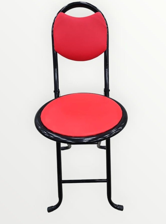 A folding chair with a padded seat and backrest, featuring a practical and comfortable design and a sturdy metal frame, suitable for everyday sitting and use at home, in the office, and in the hospitality industry. - Image 2
