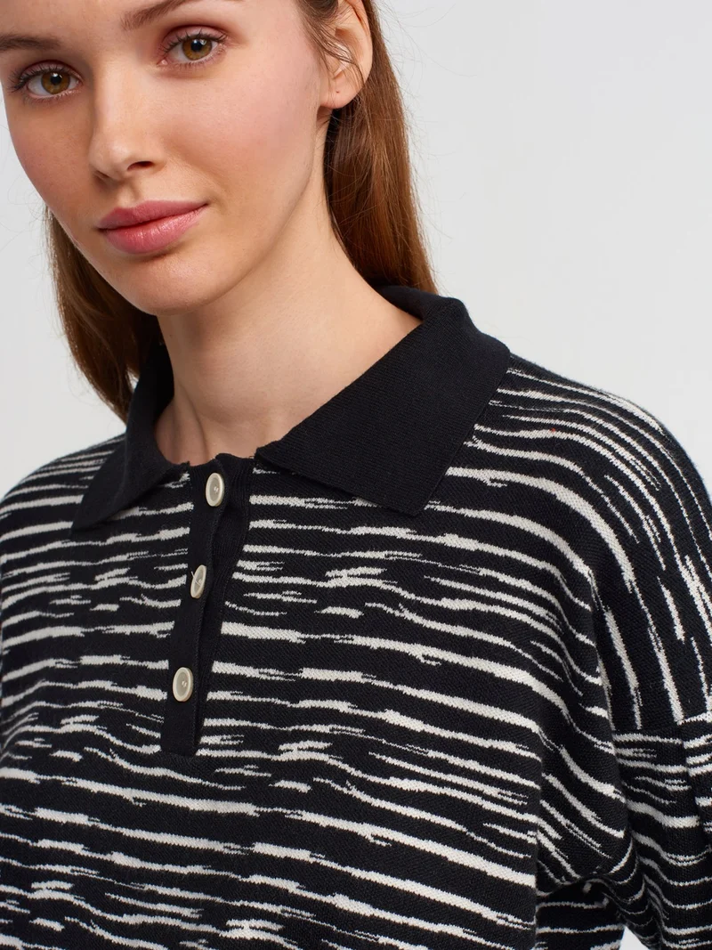 ديلفين 10318 Polo Collar Buttoned Sweater-Black-N.