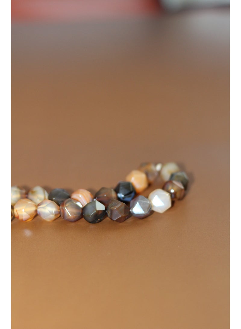 Kamins Collection Elegant Agate Prayer Beads (Tasbih) – Handmade with Hexagonal Cut Stones & Arab Style Tassel / 10mm - Image 4