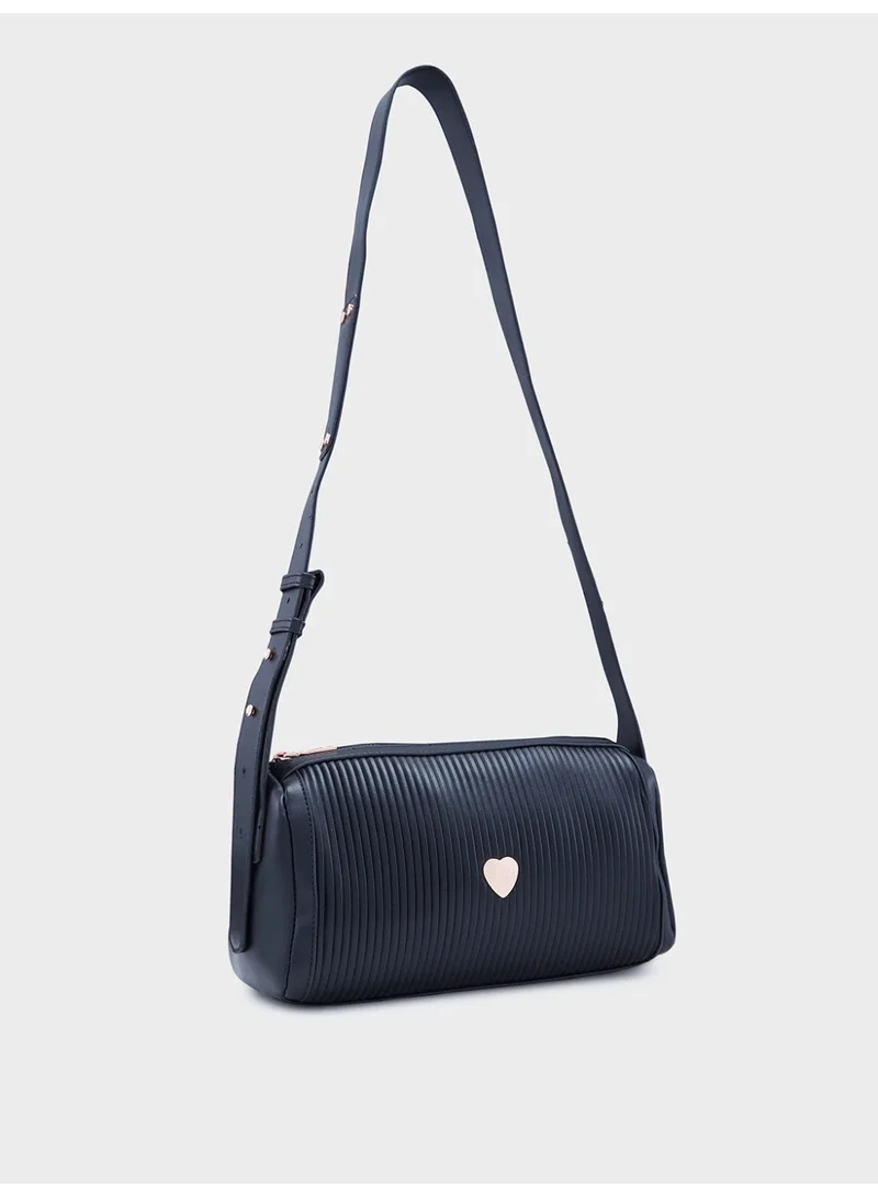 كابريس حقيبة أفا سلينغ متوسطة سوداء