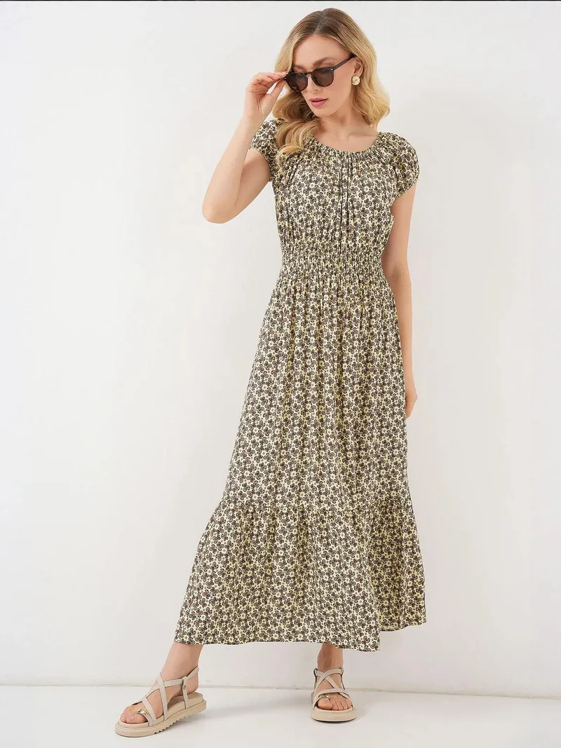 بيغ دارت فستان ماكسي بتصميم - من  بنقوش الزهور وتفاصيل مطاطية