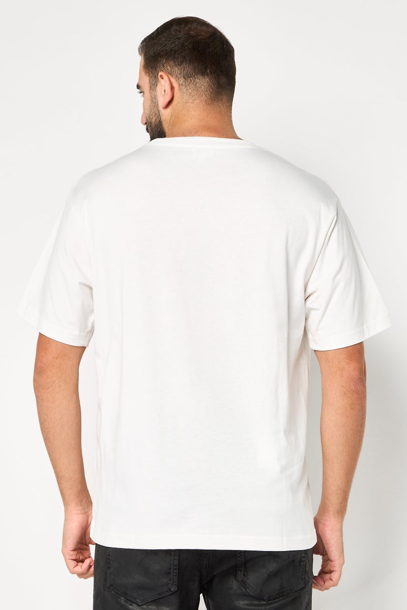 Kenzo تي شيرت رجالي بأكمام قصيرة وياقة دائرية بطباعة جرافيك، أبيض - Image 4