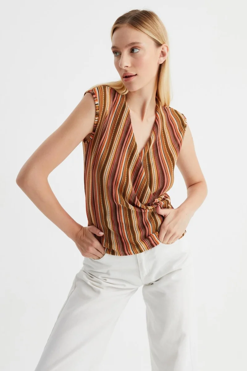 Alexander Gardi Double Breasted Collar Blouse (B22-38000)