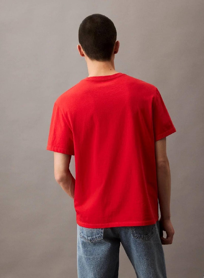 كالفن كلاين جينز تيشيرت بشعار بنمط كلاسيكي رياضي - Image 5